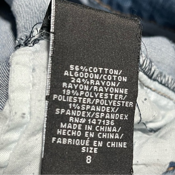 1822 Denim Distressed with Raw Hem Skinny Jeans size 8 - Picture 7 of 7